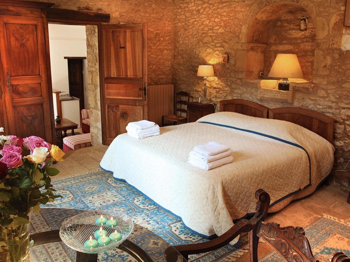 Chambres D'Hotes Avec Piscine La Rossillonie Beynac-et-Cazenac Rom bilde